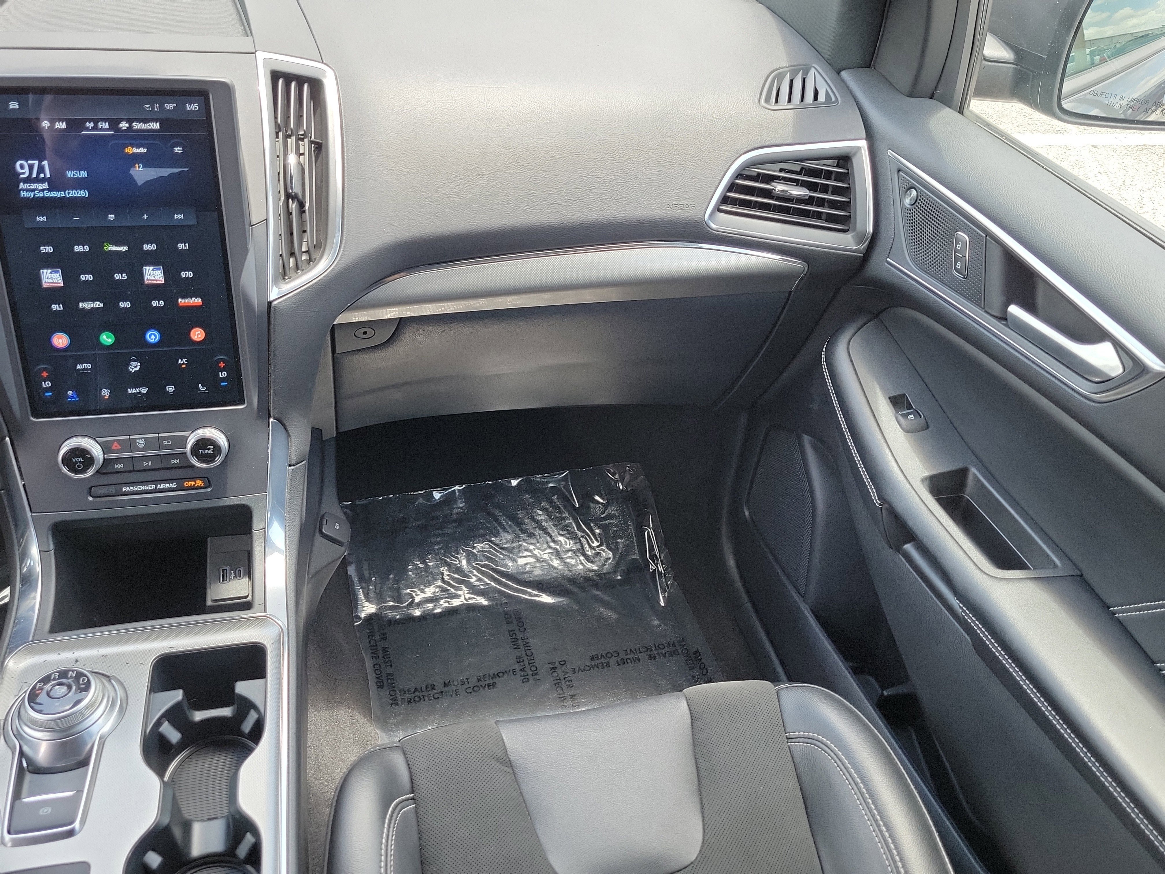 Certified 2022 Ford Edge ST w/ Equipment Group 401A AWD/4WD image 17