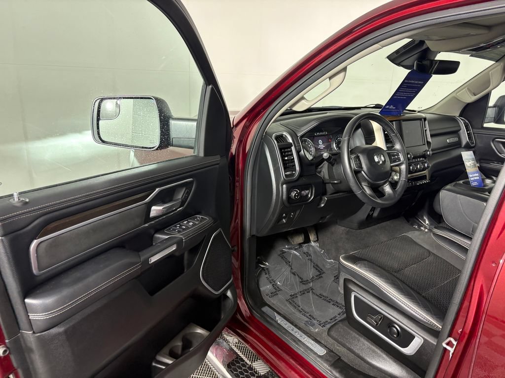 Used 2022 RAM 1500 Laramie AWD/4WD image 12