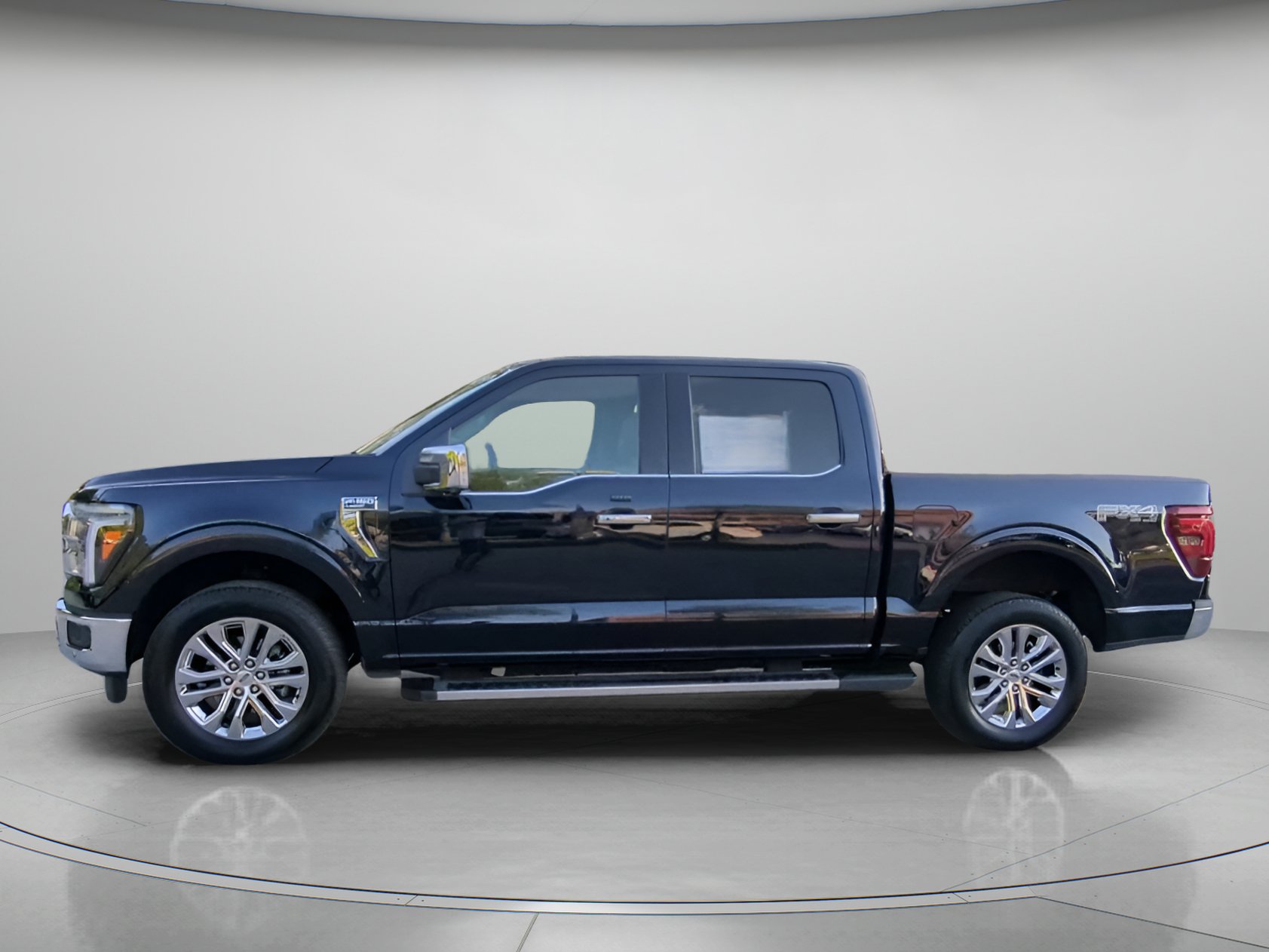 Certified 2025 Ford F150 Lariat w/ Equipment Group 501A Mid AWD/4WD image 16