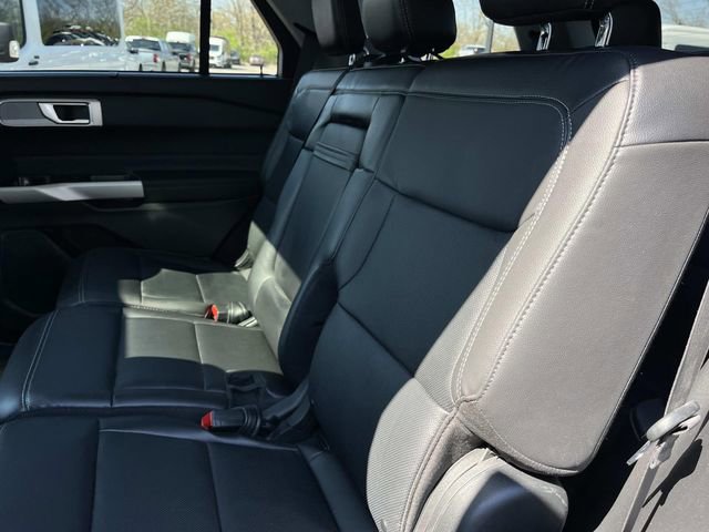 Certified 2023 Ford Explorer Limited w/ Equipment Group 301A image 20