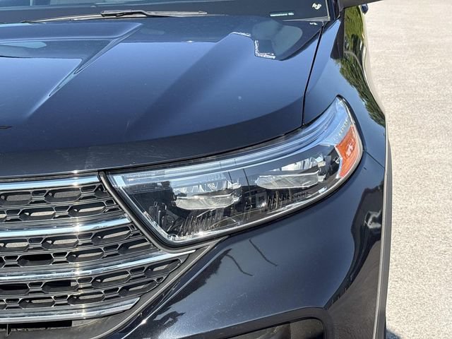 Certified 2023 Ford Explorer XLT RWD image 10