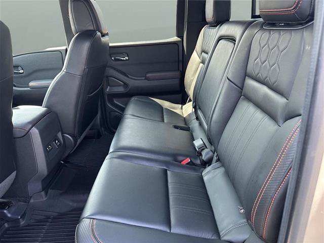 Used 2023 Nissan Frontier PRO-4X w/ Pro-4X Premium Package AWD/4WD image 13
