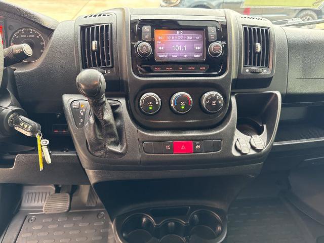 Used 2020 RAM ProMaster 2500 w/ Interior Convenience Group FWD image 18