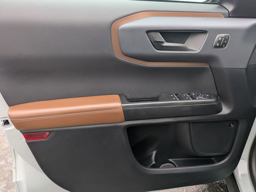 Certified 2023 Ford Bronco Sport Outer Banks w/ Tech Package image 22