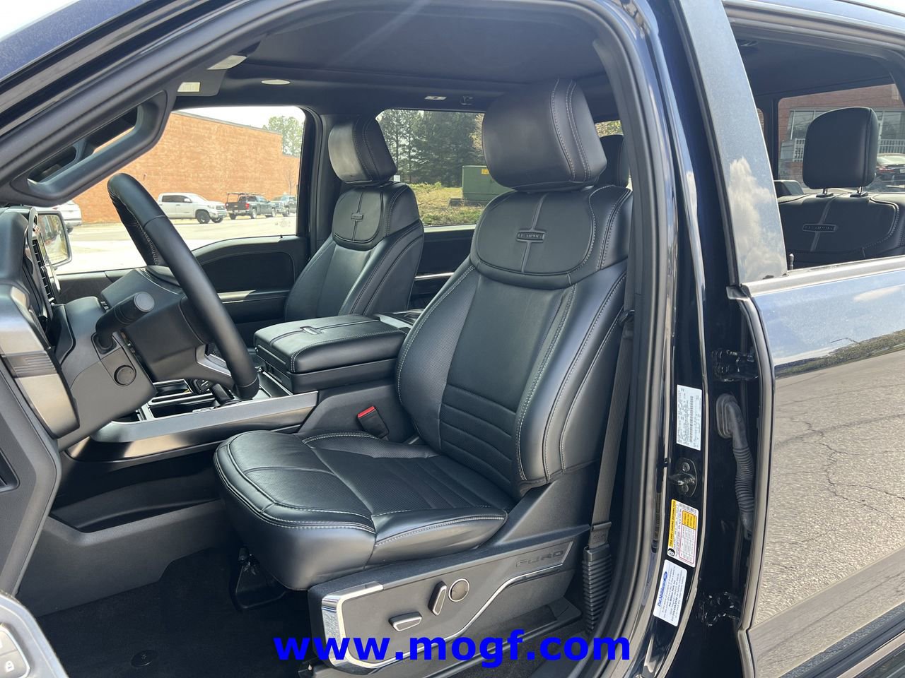 Certified 2023 Ford F150 Platinum w/ Equipment Group 701A High image 26