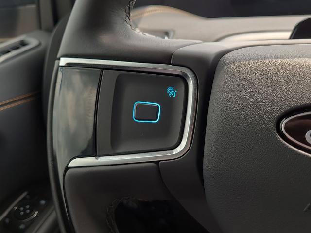 Certified 2025 Ford Expedition Tremor AWD/4WD image 32
