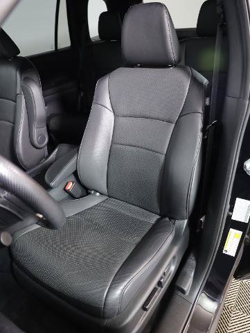 Used 2023 Honda Passport EX-L image 7