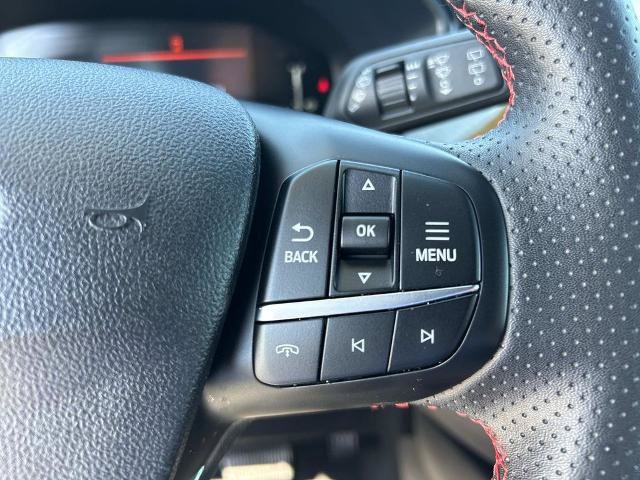 Certified 2025 Ford Escape ST-Line AWD/4WD image 30