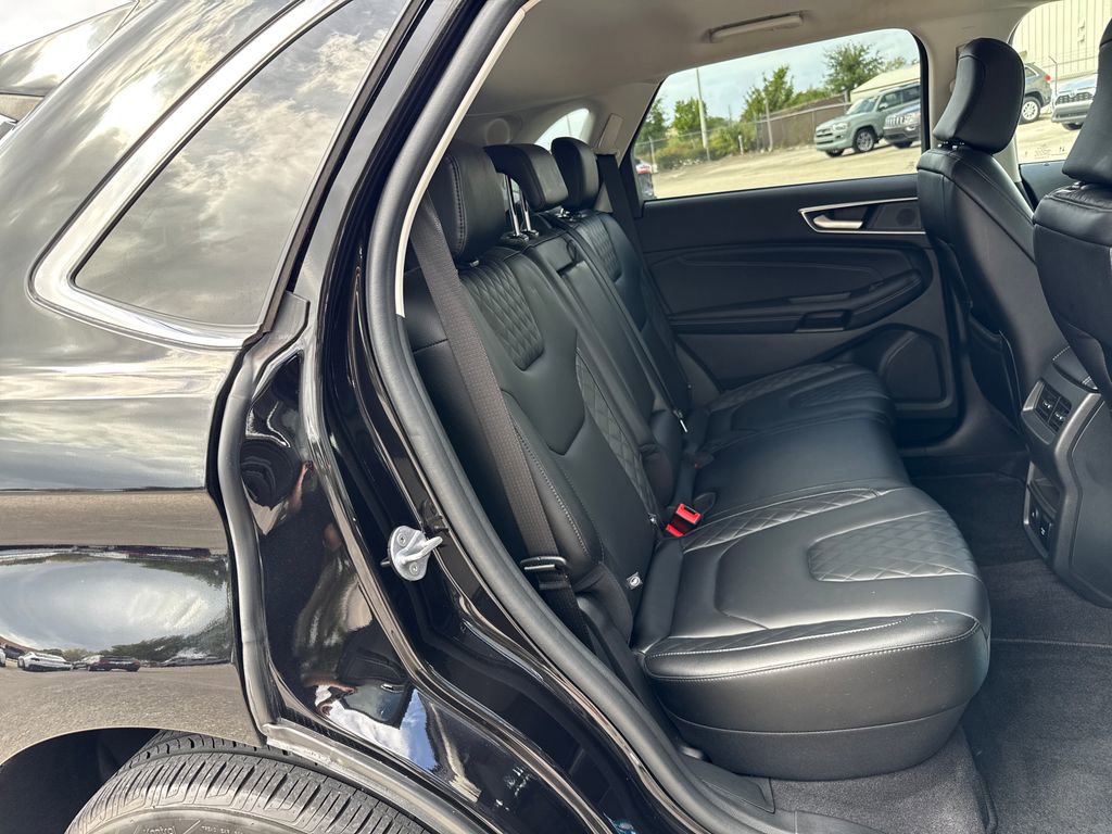 Certified 2024 Ford Edge Titanium image 27