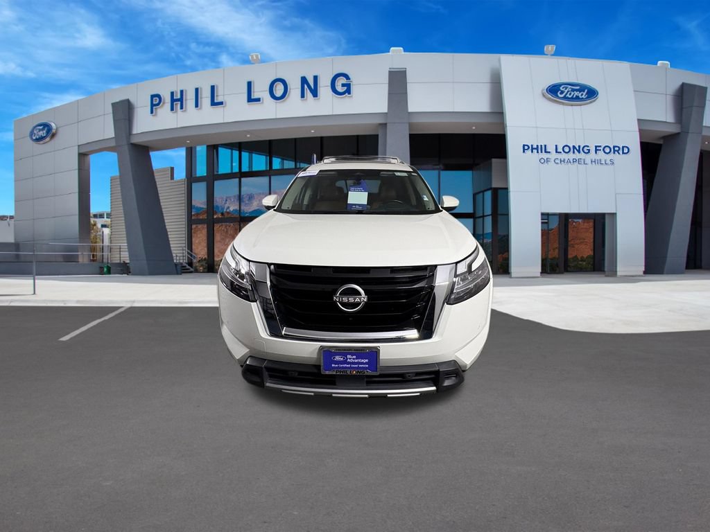 Used 2023 Nissan Pathfinder Platinum AWD/4WD image 8