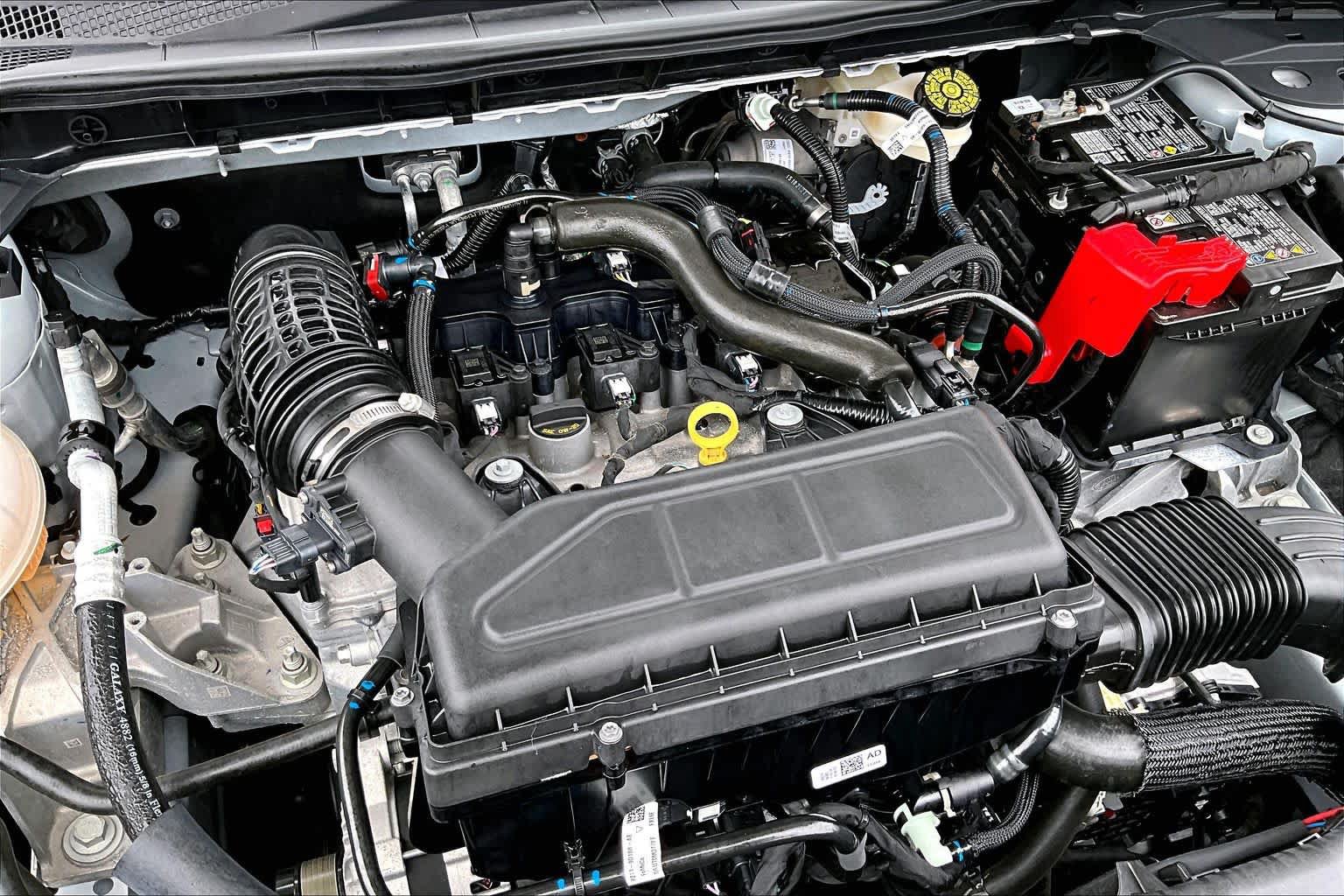 Certified 2025 Ford Escape ST-Line w/ Tech Pack #1 FWD image 33