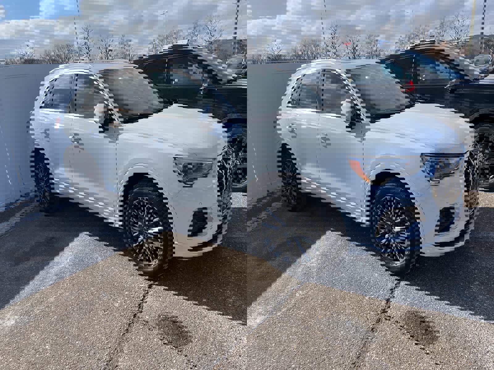 Used 2022 Audi Q3 2.0T Premium w/ Convenience Package image 14