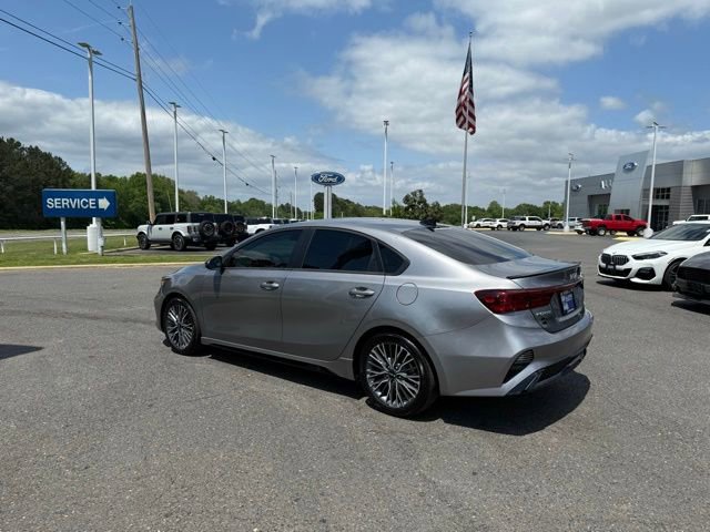 Used 2024 Kia Forte GT-Line w/ GT-Line Premium Package FWD image 4