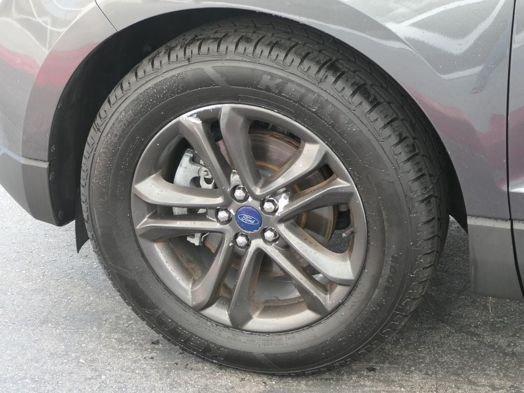 Certified 2020 Ford Edge SEL FWD image 11