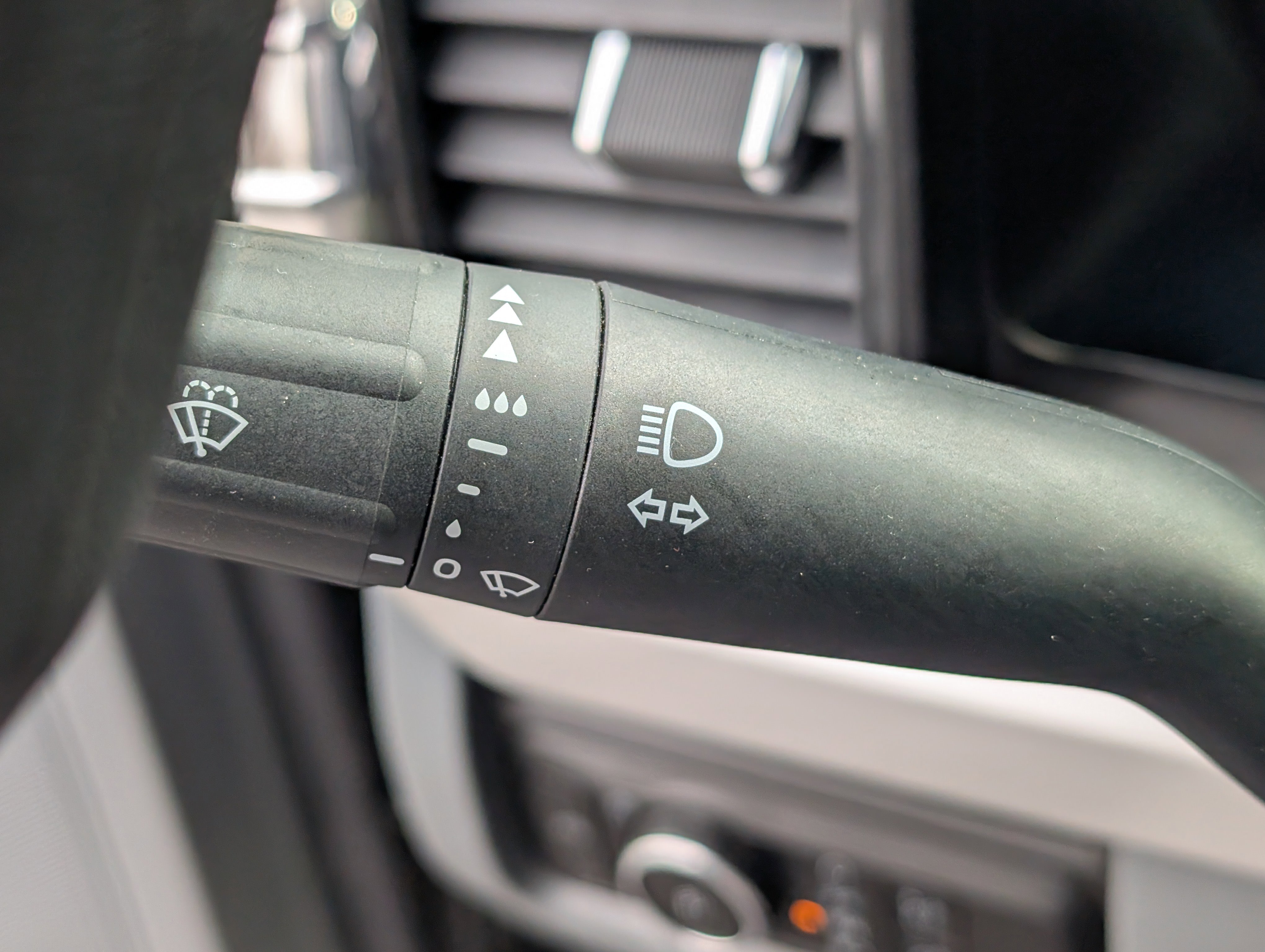 Certified 2024 Ford F350 XLT w/ 360-Degree Camera Package image 24