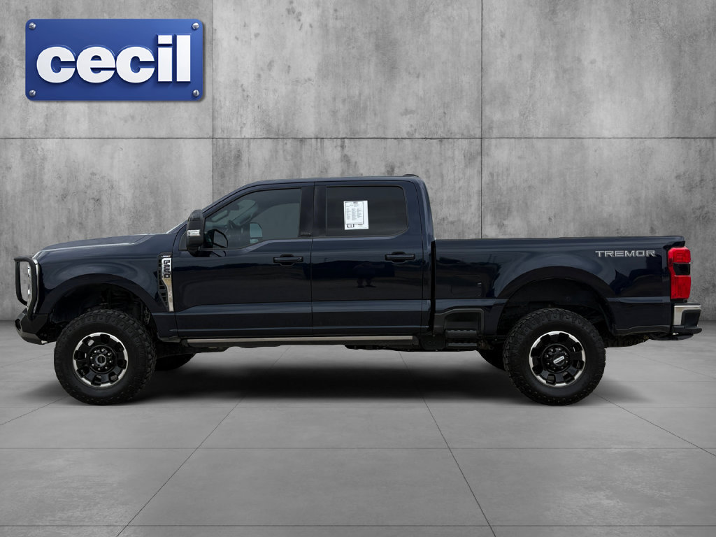 Certified 2025 Ford F250 Lariat w/ Tremor Off-Road Package AWD/4WD image 8