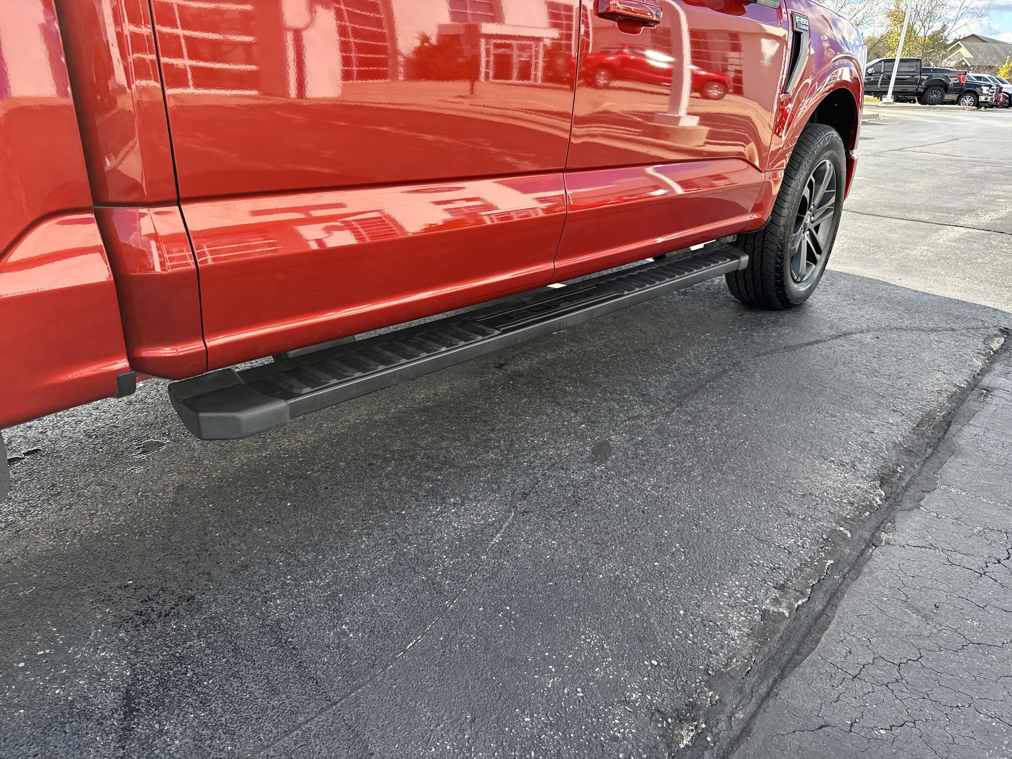 Certified 2023 Ford F150 Lariat w/ Equipment Group 502A High image 18