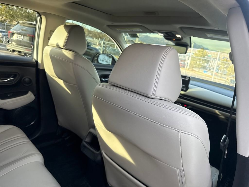 Used 2023 Honda HR-V EX-L image 24