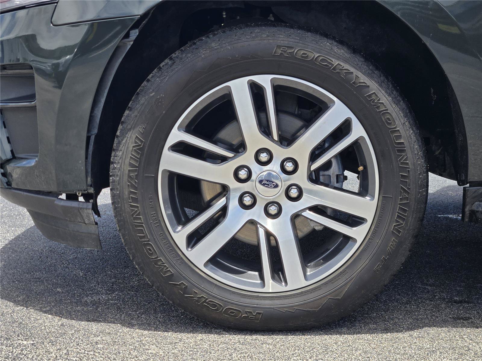 Certified 2023 Ford Expedition XLT RWD image 11