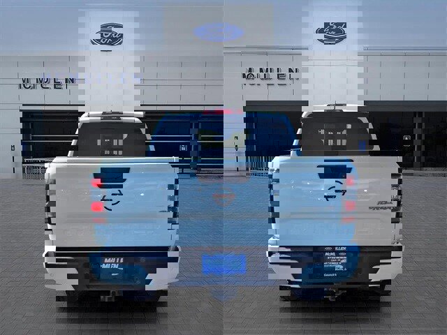 Used 2023 Nissan Frontier PRO-4X w/ Pro Convenience Package image 3