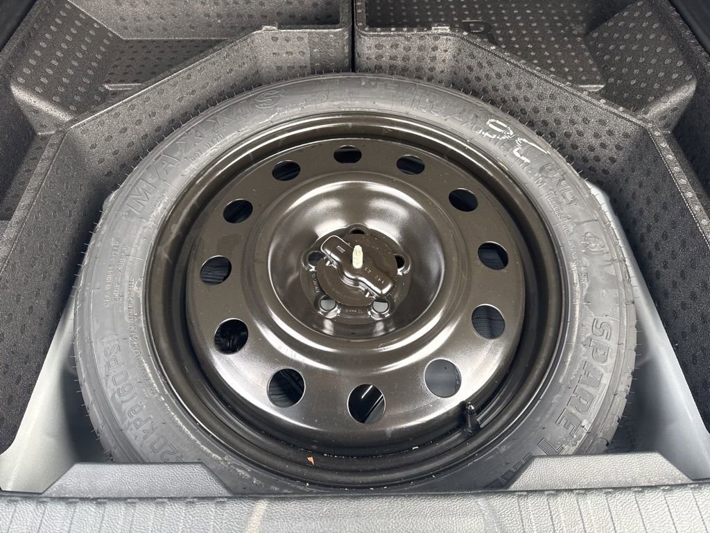 Certified 2024 Ford Edge ST w/ Equipment Group 401A image 45