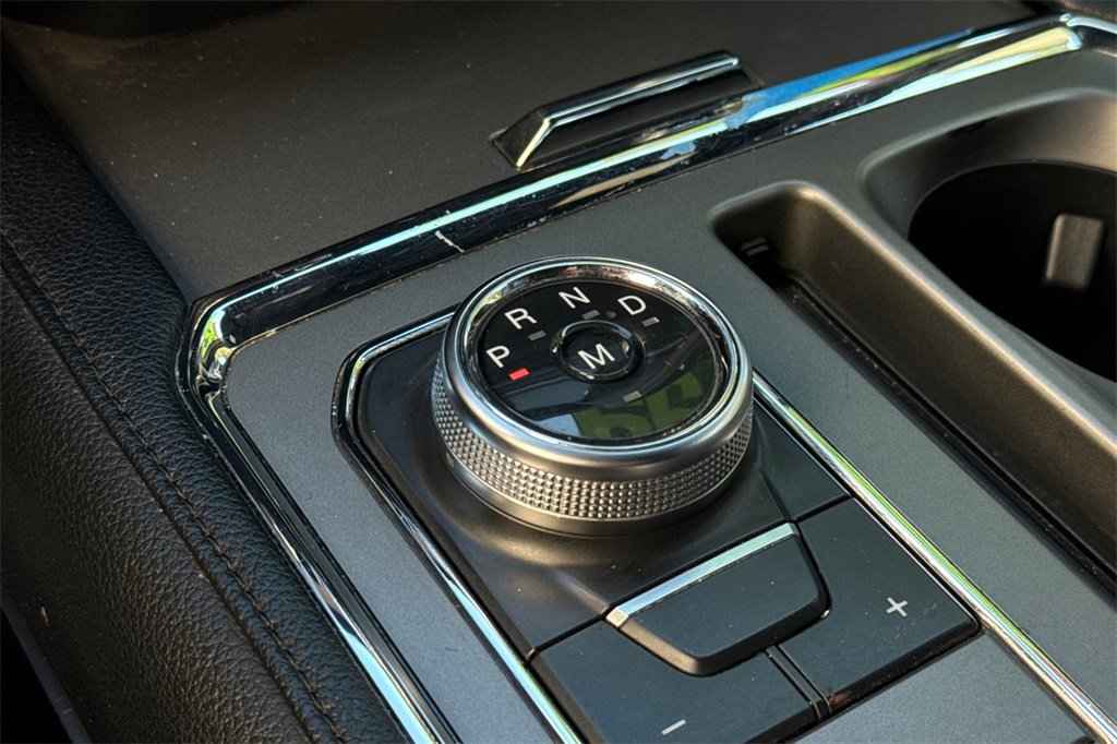 Certified 2020 Ford Expedition XLT w/ Equipment Group 202A image 22