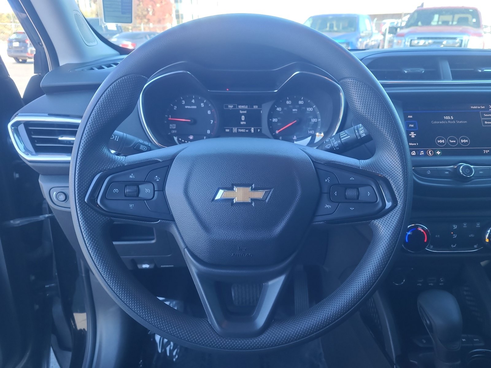 Used 2022 Chevrolet TrailBlazer LT w/ Driver Confidence Package AWD/4WD image 9