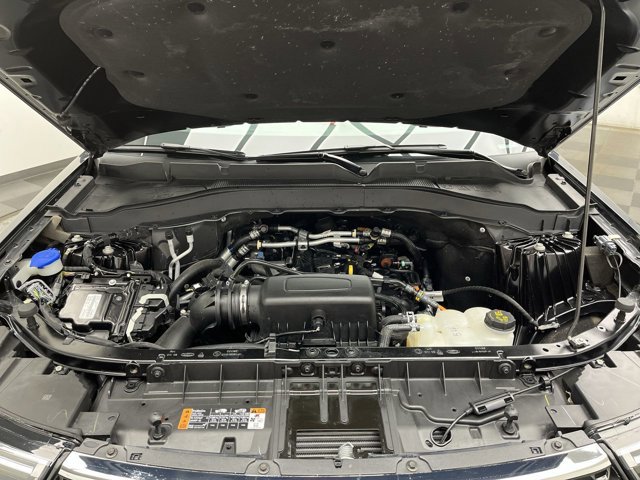 Certified 2022 Ford Explorer XLT w/ Equipment Group 202A AWD/4WD image 29