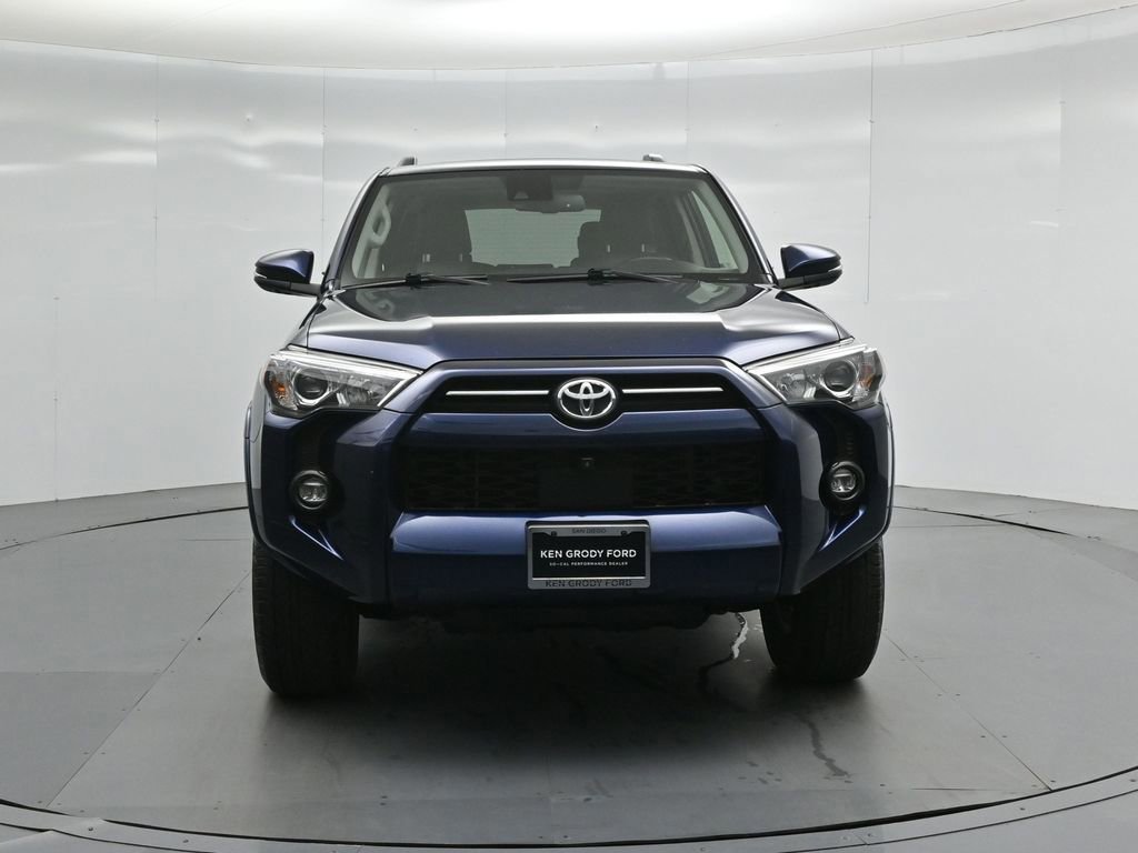 Used 2022 Toyota 4Runner SR5 Premium w/ Moonroof Package AWD/4WD image 30