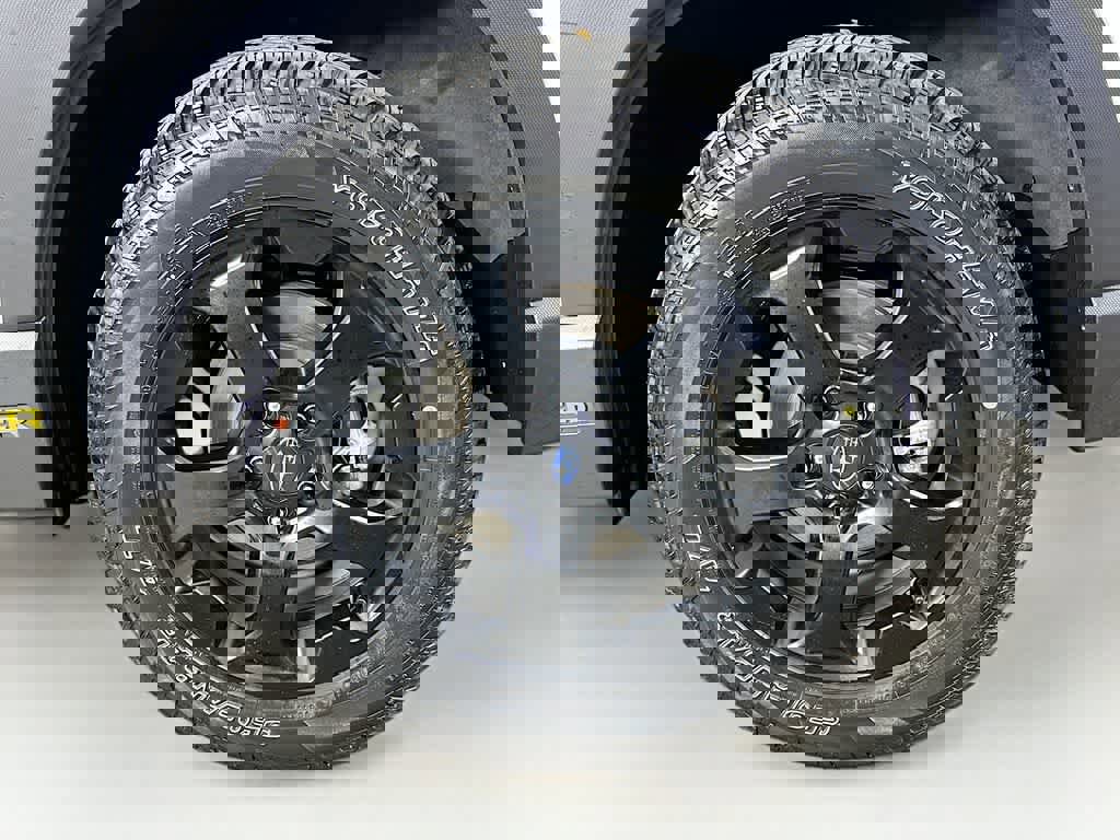 Used 2023 Subaru Forester Wilderness w/ Wilderness Package image 11