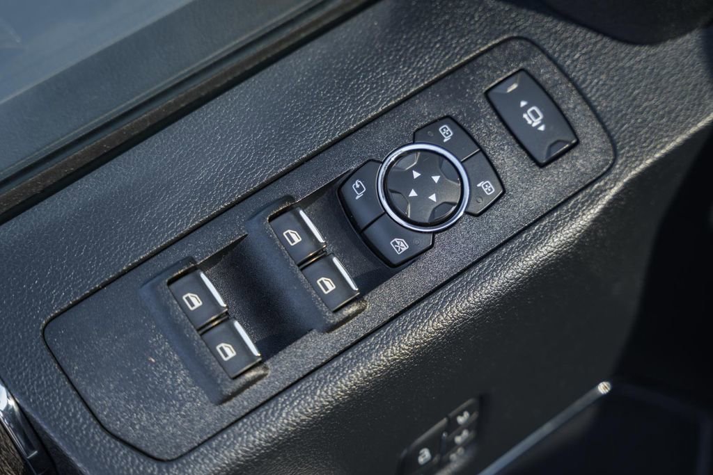 Certified 2021 Ford F350 Lariat image 44