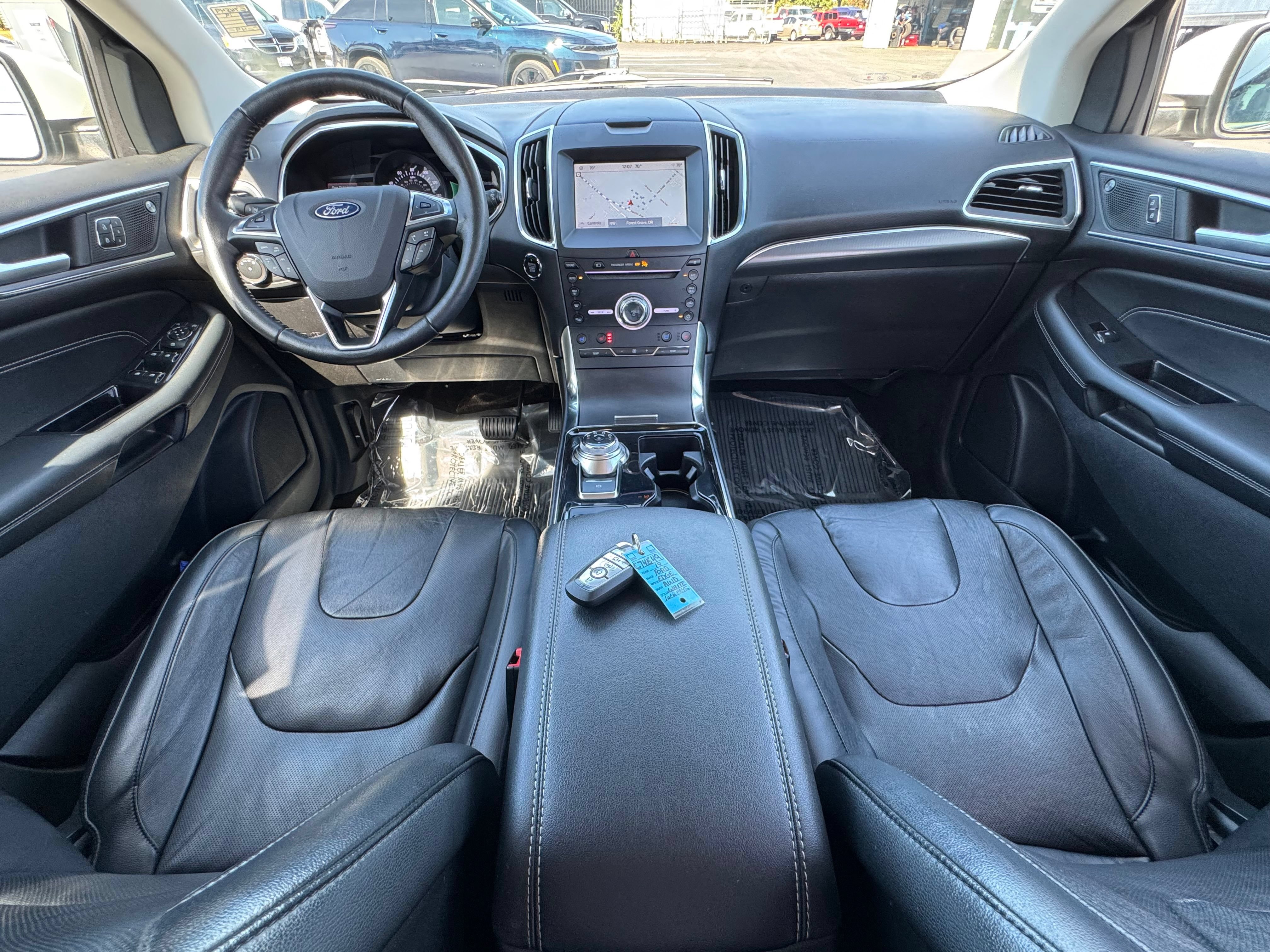Certified 2019 Ford Edge Titanium w/ Equipment Group 301A AWD/4WD image 21