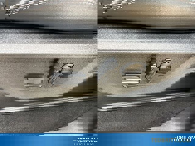 Certified 2025 Ford Expedition Max Platinum image 42