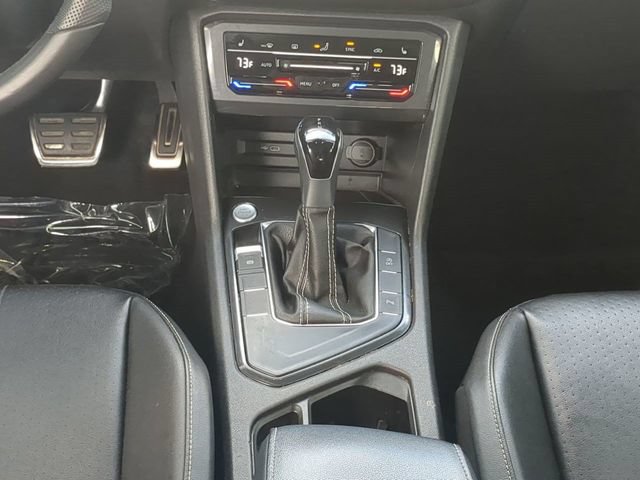 Used 2022 Volkswagen Tiguan SE R-Line FWD image 20