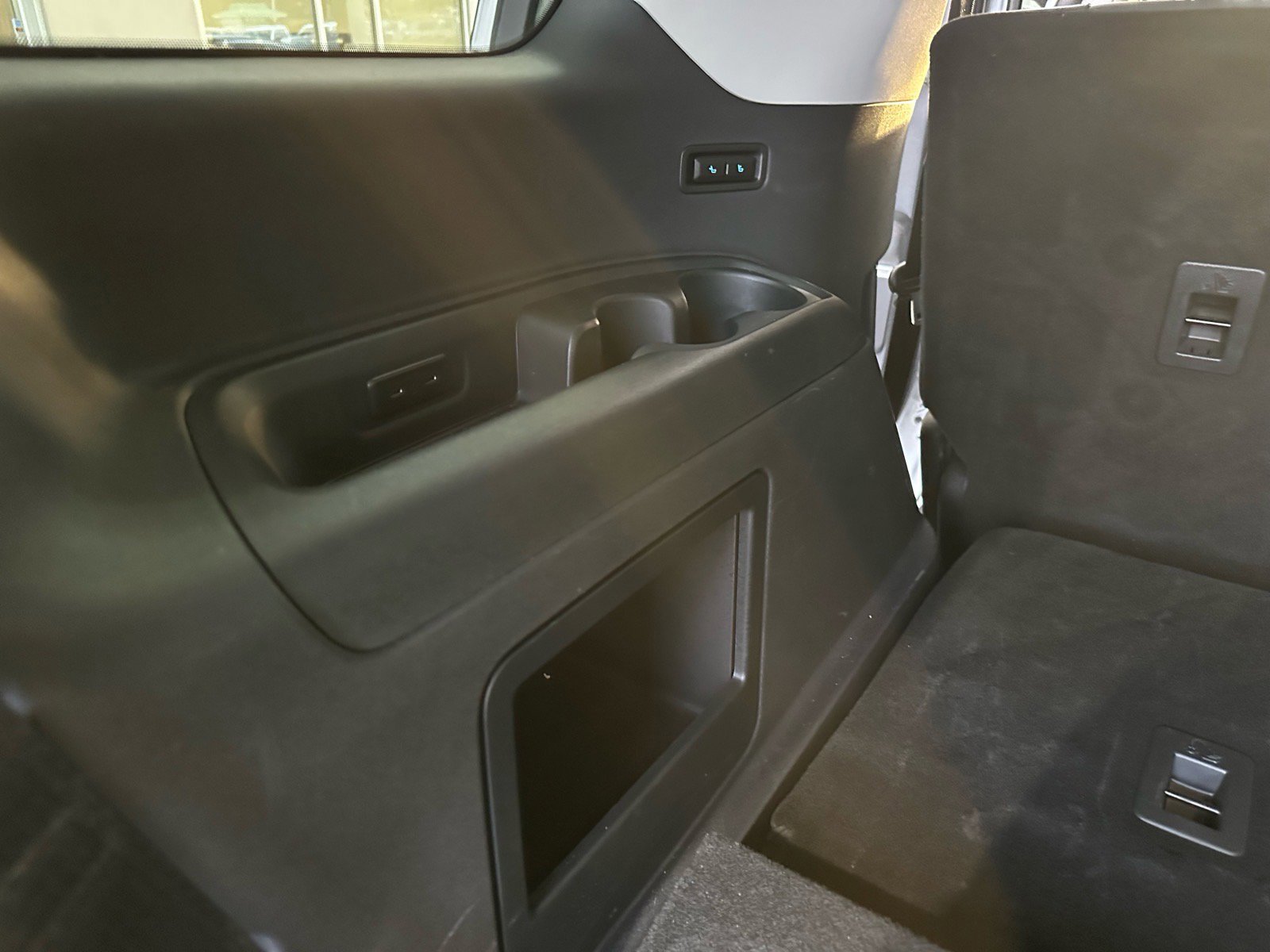 Certified 2025 Ford Expedition Active image 33