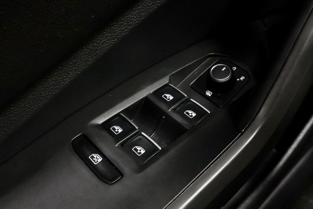 Used 2025 Volkswagen Jetta S FWD image 25