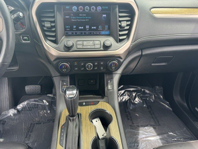 Used 2018 GMC Acadia Denali w/ Technology Package AWD/4WD image 18