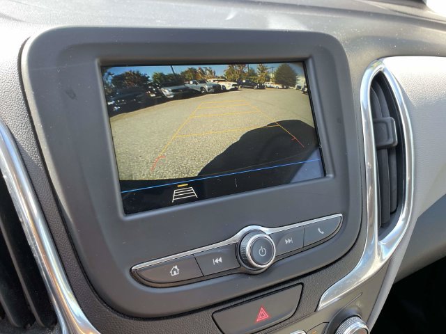 Used 2019 Chevrolet Equinox LS FWD image 30