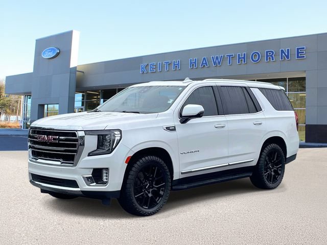 Used 2023 GMC Yukon SLT w/ SLT Premium Package AWD/4WD image 3