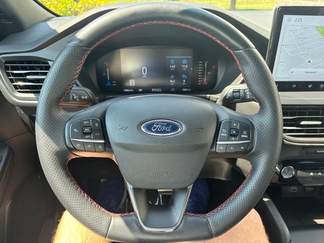 Certified 2024 Ford Escape ST-Line w/ Tech Pack #1 AWD/4WD image 17