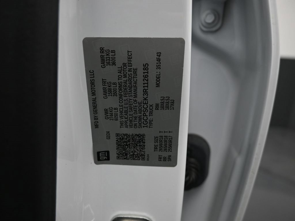 Used 2024 Chevrolet Colorado LT w/ LT Convenience Package III image 23