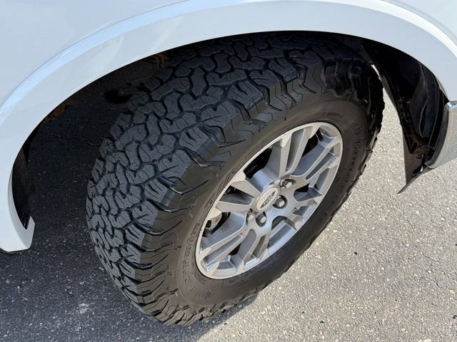 Certified 2020 Ford F150 Lariat w/ Trailer Tow Package image 11