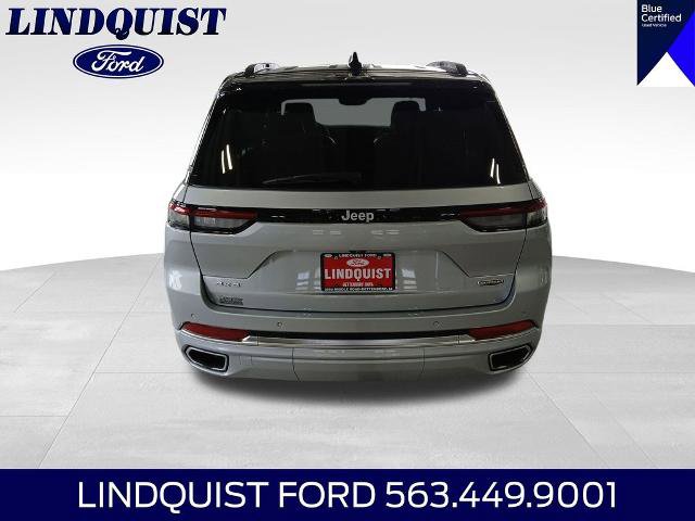 Used 2025 Jeep Grand Cherokee Summit AWD/4WD image 5