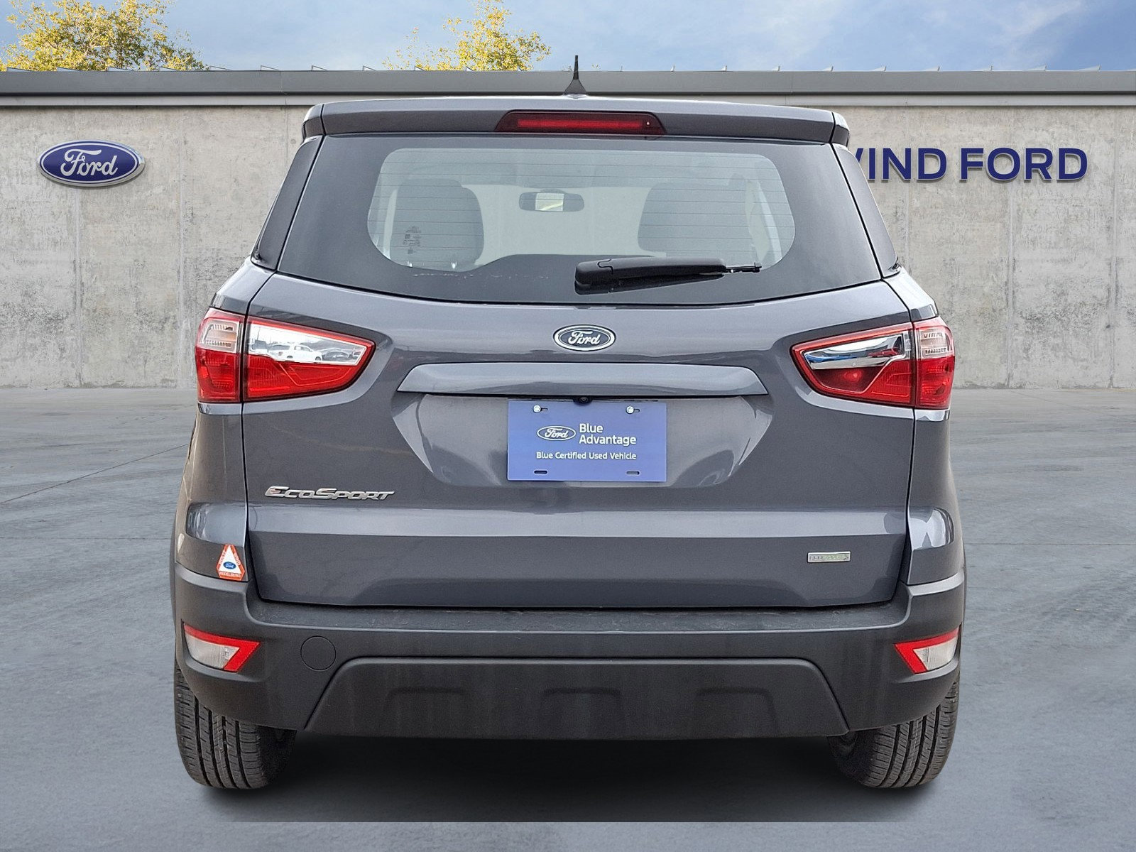 Certified 2018 Ford EcoSport S image 3