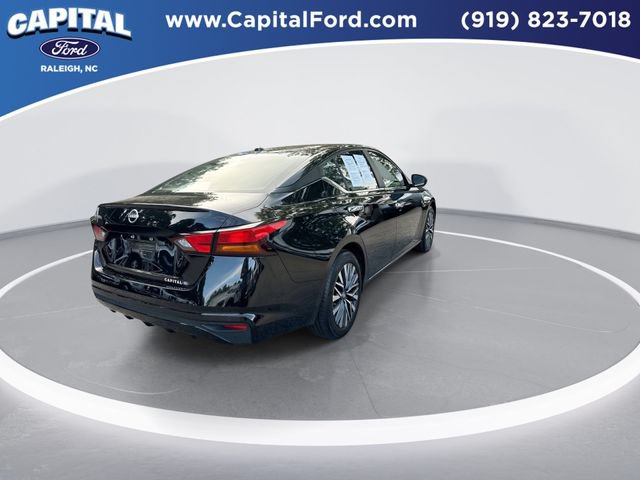 Used 2025 Nissan Altima 2.5 SV FWD image 8
