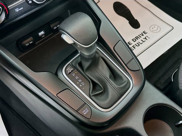 Used 2025 Kia Soul LX FWD image 21
