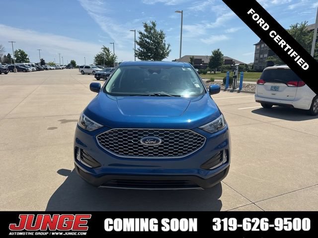 Certified 2024 Ford Edge SEL w/ Convenience Package AWD/4WD image 2