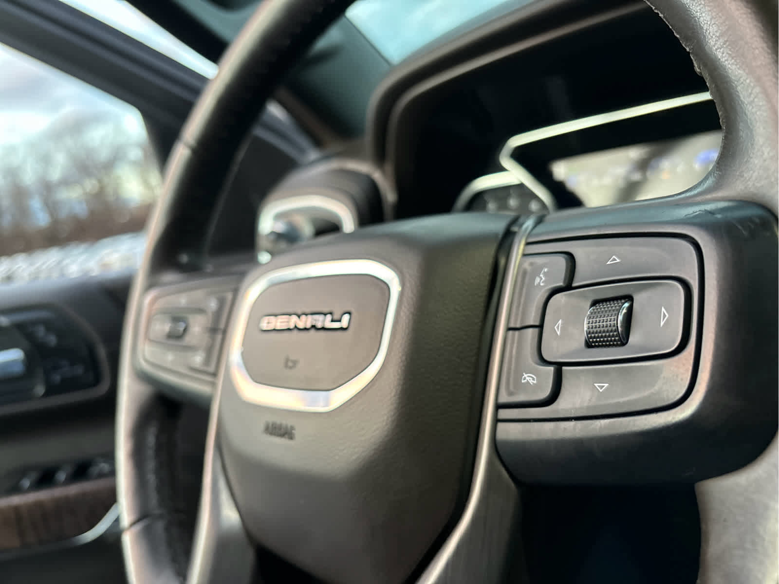 Used 2020 GMC Sierra 1500 Denali w/ Denali Ultimate Package image 12