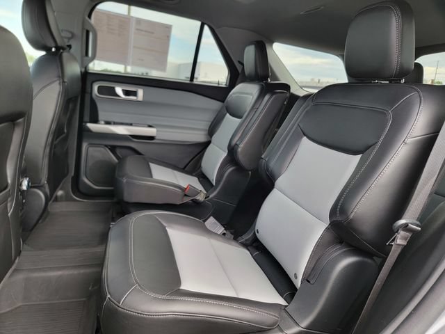 Certified 2023 Ford Explorer XLT w/ Equipment Group 202A AWD/4WD image 21