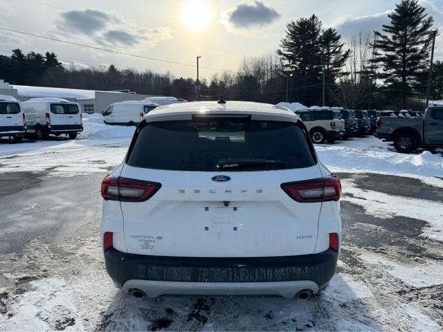 Certified 2025 Ford Escape Active w/ Cold Weather Package image 3